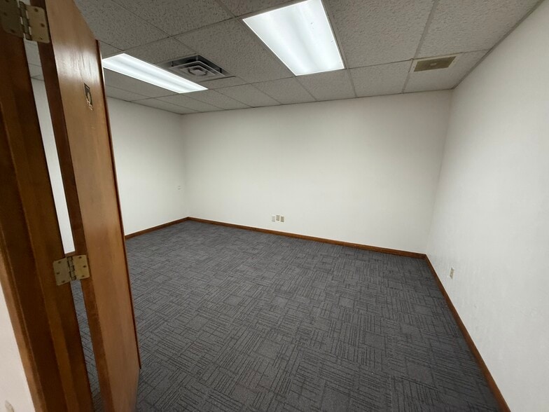 More Photos Of 3820 S Central Ave, Phoenix Warehouse For Sale