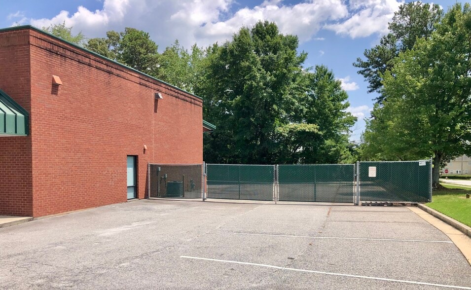 More Photos Of 3502 Diversified Dr, Loganville Light Distribution For Sale