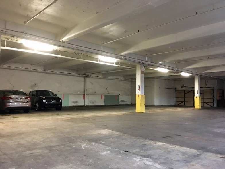 More Photos Of 53 N Duke St, Lancaster Office Residential For Lease