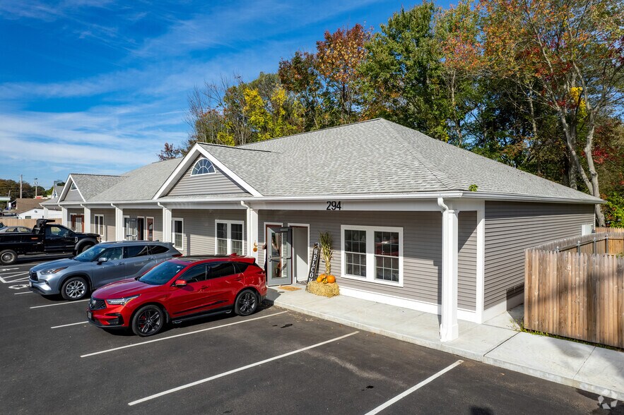 More Photos Of 294 Cowesett Ave, West Warwick General Retail For Lease