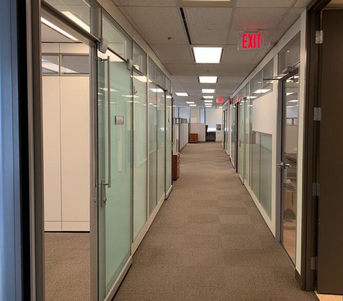 More Photos Of 5811 Cooney Rd, Richmond Office For Lease