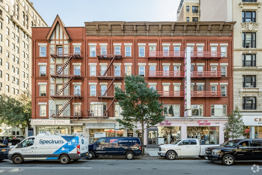 More Photos Of 2270-2276 Broadway, New York Apartments For Lease