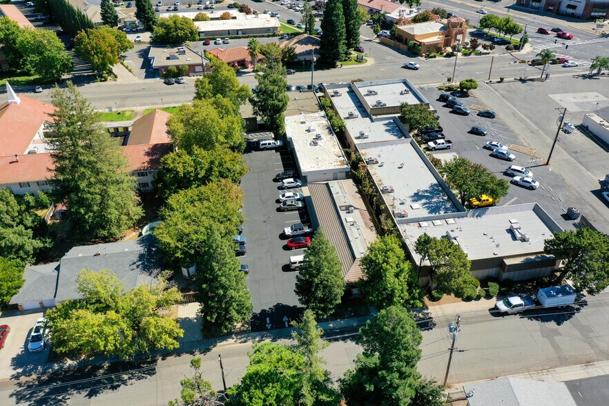 More Photos Of 874 Plumas St, Yuba City Office For Sale