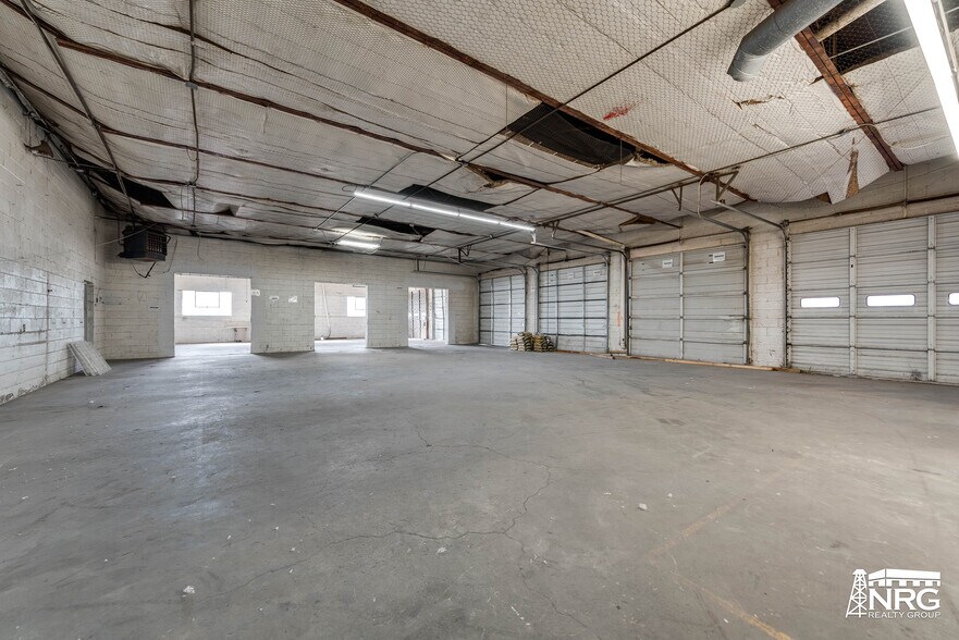 More Photos Of 1510 E 2nd St, Odessa Manufacturing For Lease