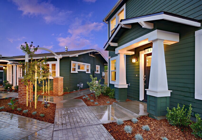 More Photos Of 1612 Fulton St, Fresno Apartments For Sale