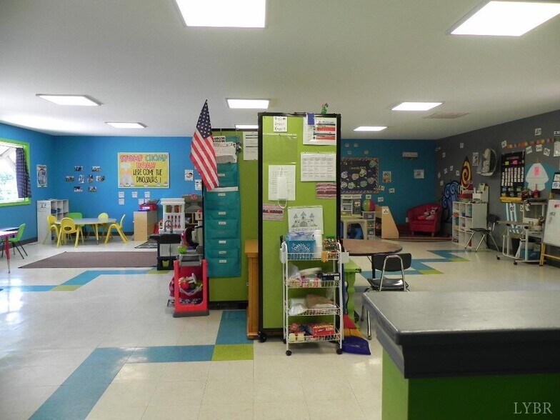 More Photos Of 249 Laxton Rd, Lynchburg Daycare Center For Sale