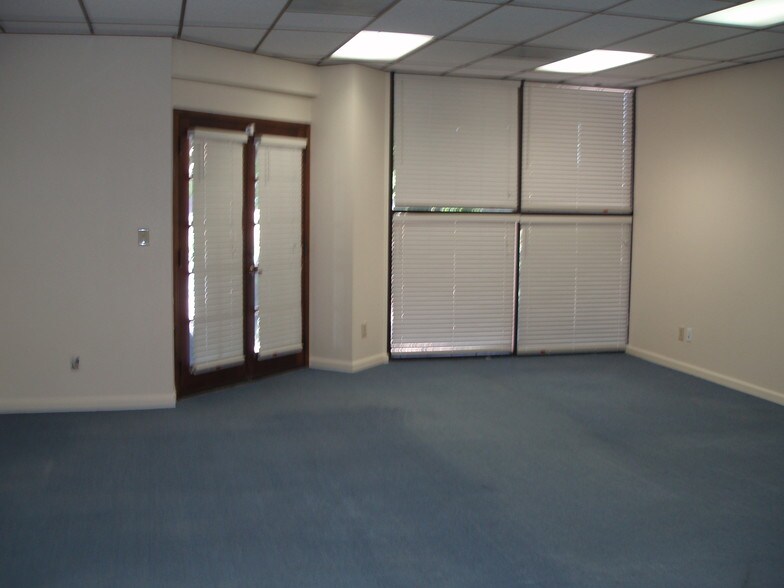 More Photos Of 625 N Gilbert Rd, Gilbert Medical For Lease