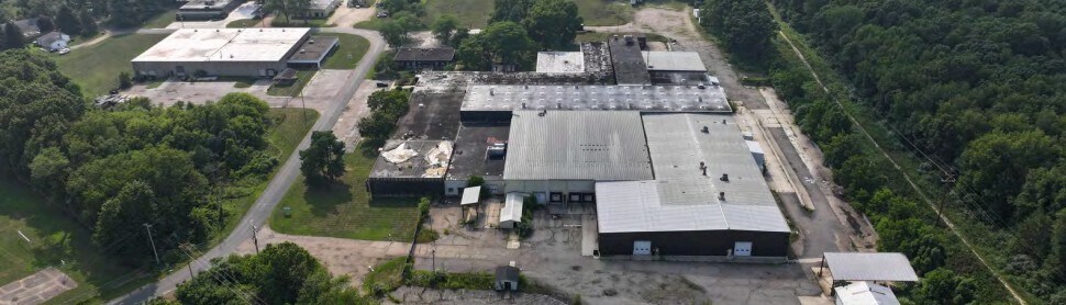 More Photos Of 5595 Collingwood Ave, Kalamazoo Warehouse For Lease