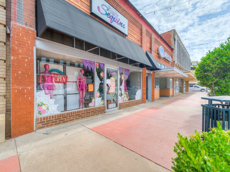 Primary Photo Of 406-408 W Chickasha Ave, Chickasha General Retail For Sale