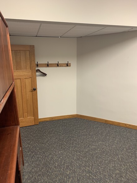 More Photos Of 5309-5325 S Lyndale Ave, Minneapolis Unknown For Lease