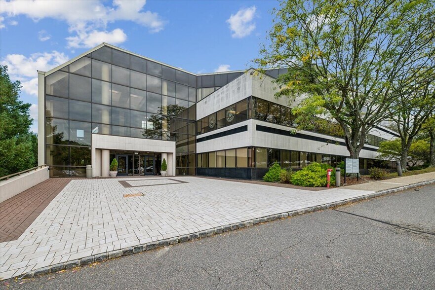More Photos Of 1465 State Route 31 S, Annandale Medical For Lease