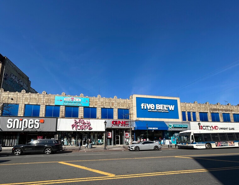 Primary Photo Of 1041 Southern Blvd, Bronx General Retail For Lease