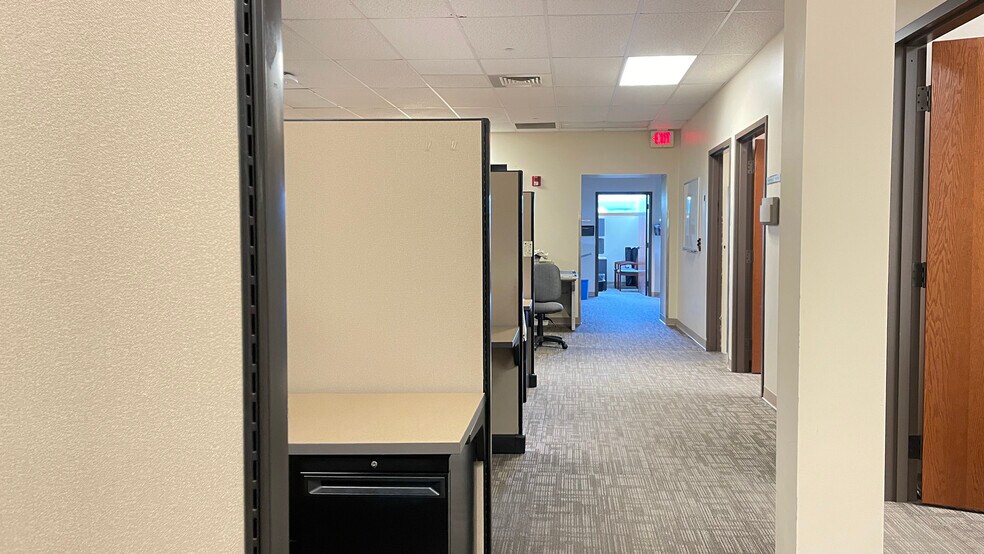 More Photos Of 240 Union Station Plz, Bethlehem Office For Sale