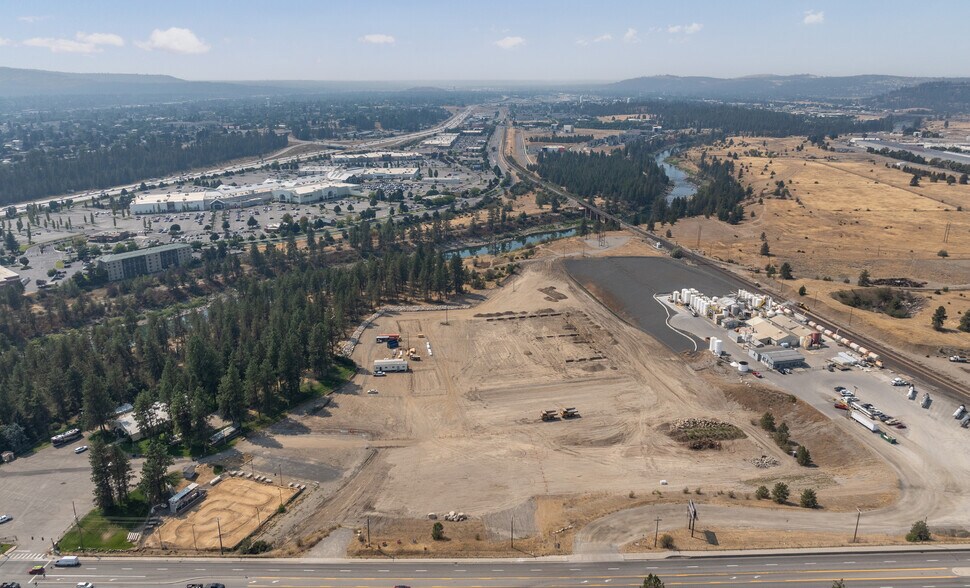 More Photos Of 2100 N Sullivan Rd, Spokane Valley Land For Lease