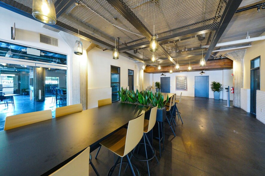 More Photos Of 800 Westmere Ave, Charlotte Office For Lease