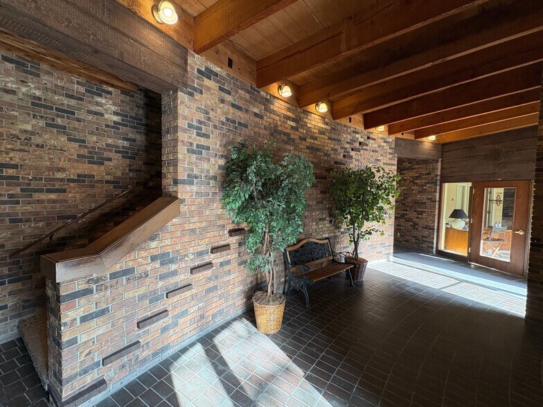 More Photos Of 890 Elm Grove Rd, Elm Grove Unknown For Lease