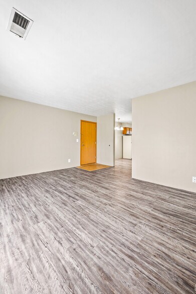 More Photos Of 2901-2979 W Cannes Dr, Peoria Apartments For Sale