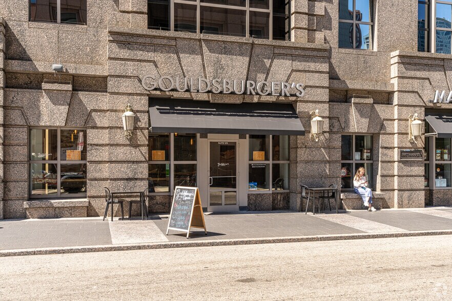 More Photos Of 1717 Arch St, Philadelphia Unknown For Lease