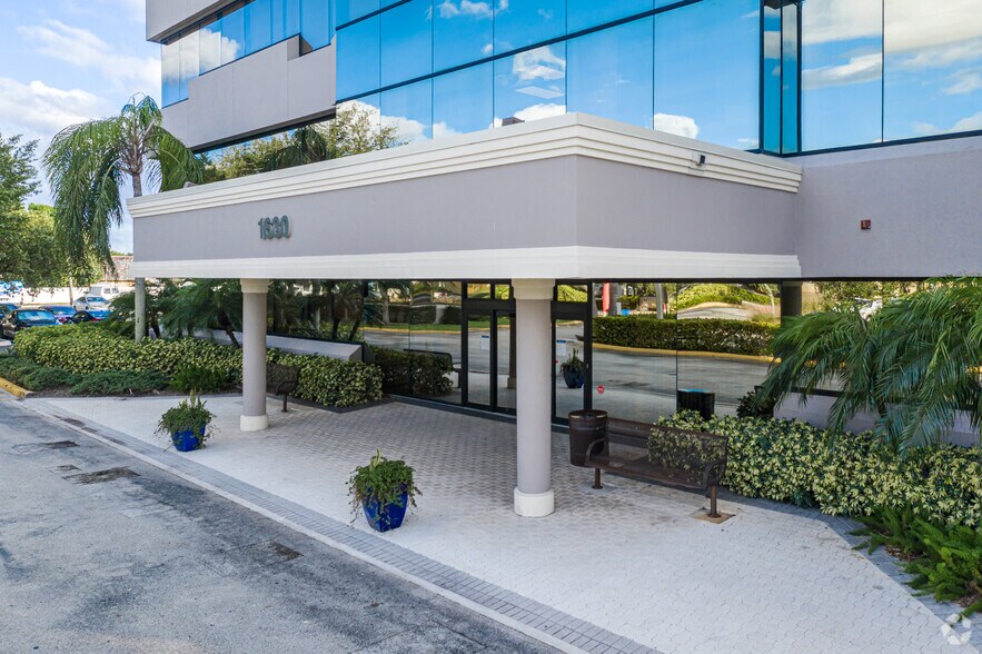 More Photos Of 1640 S CONGRESS Ave, Palm Springs Unknown For Lease