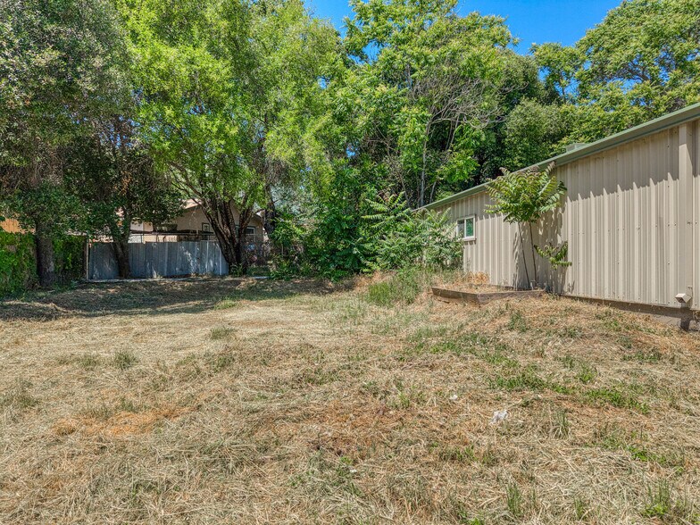 More Photos Of 12487 The Plaza, Clearlake Oaks Religious Facility For Sale