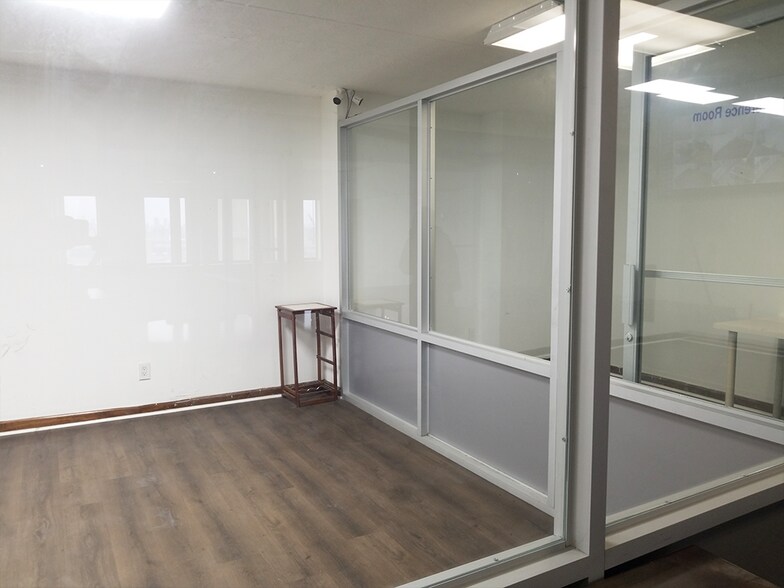 More Photos Of 33-70 Prince St, Flushing Multifamily For Sale