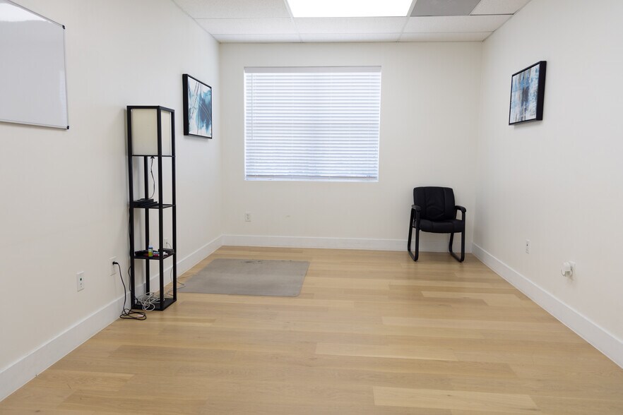 More Photos Of 515 W Southlake Blvd, Southlake Medical For Lease