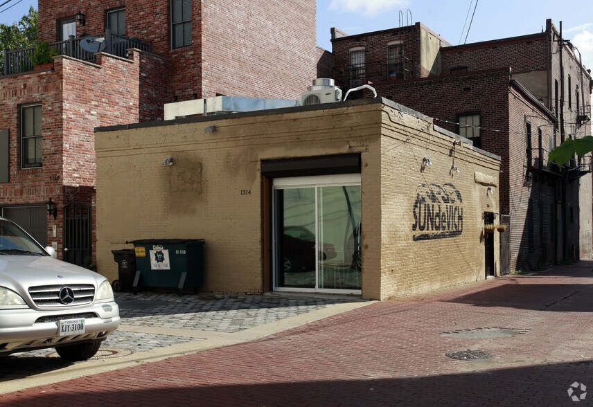 More Photos Of 1314 9th St NW, Washington Freestanding For Lease