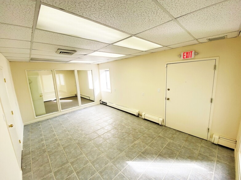 More Photos Of 525 Fenimore Rd, Mamaroneck Loft Creative Space For Lease