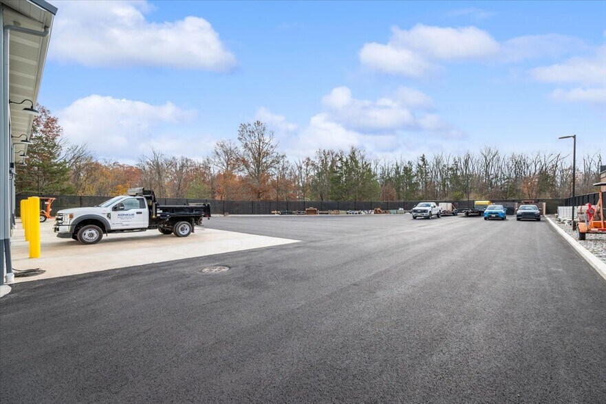 More Photos Of 104 Readington rd, Branchburg Manufacturing For Sale