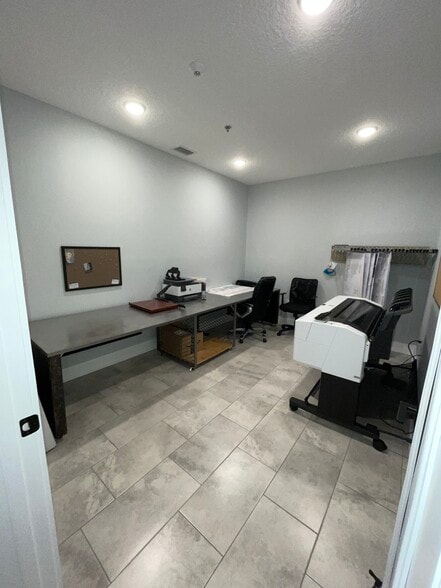 More Photos Of 2100 Ronald Reagan Blvd, Longwood Showroom For Sale