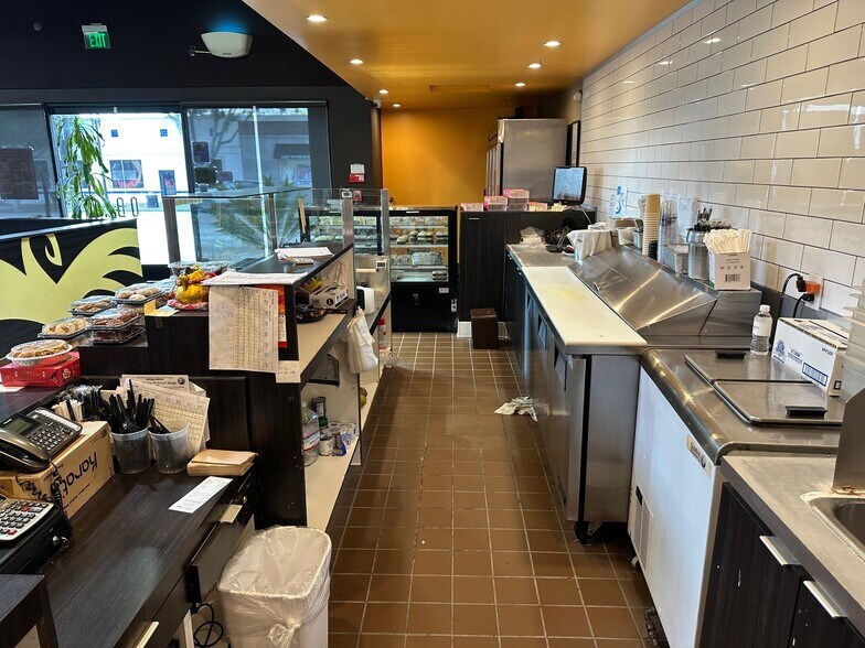 More Photos Of 9225 Las Tunas Dr, Temple City Storefront For Sale