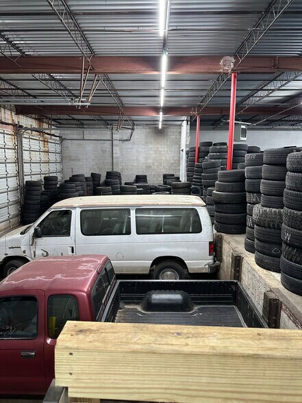 More Photos Of 3300 Hamilton Blvd SE, Hapeville Warehouse For Sale