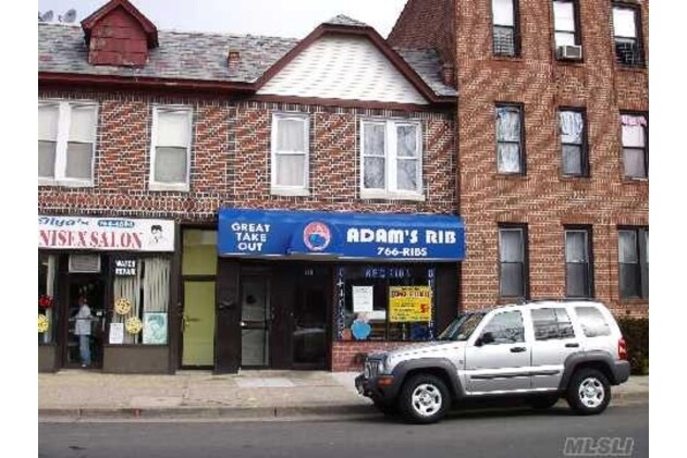 More Photos Of 171 Maple Ave, Rockville Centre Storefront For Sale