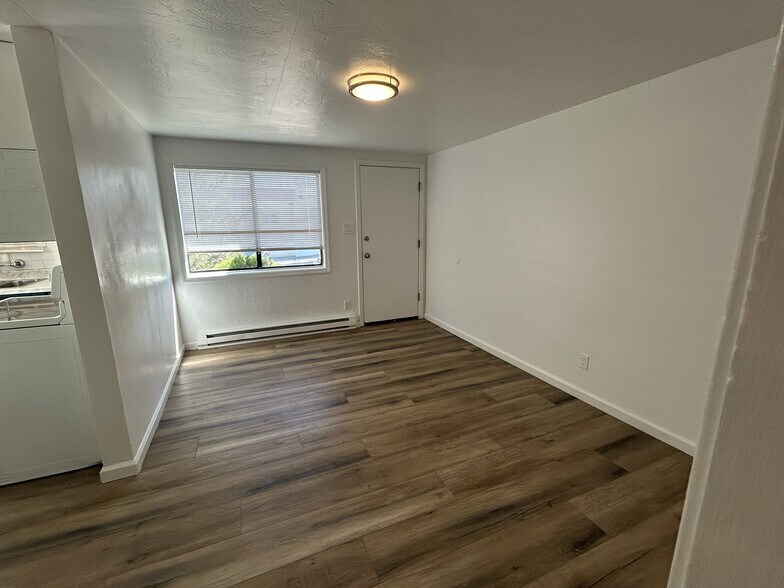 More Photos Of 251 E Arroyo St, Reno Apartments For Sale