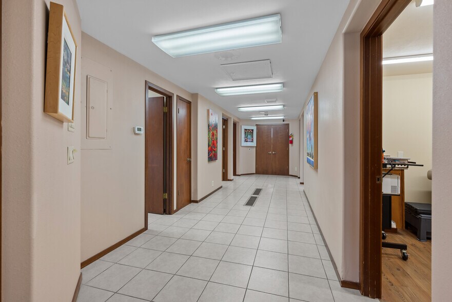 More Photos Of 412 N Main St, Coupeville Healthcare For Sale