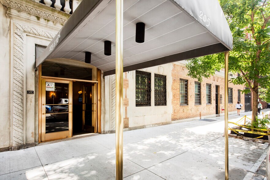 More Photos Of 205 E 78th St, New York Apartments For Sale