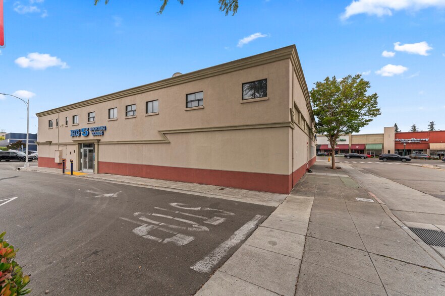 More Photos Of 22400-22412 Foothill Blvd, Hayward Storefront For Sale