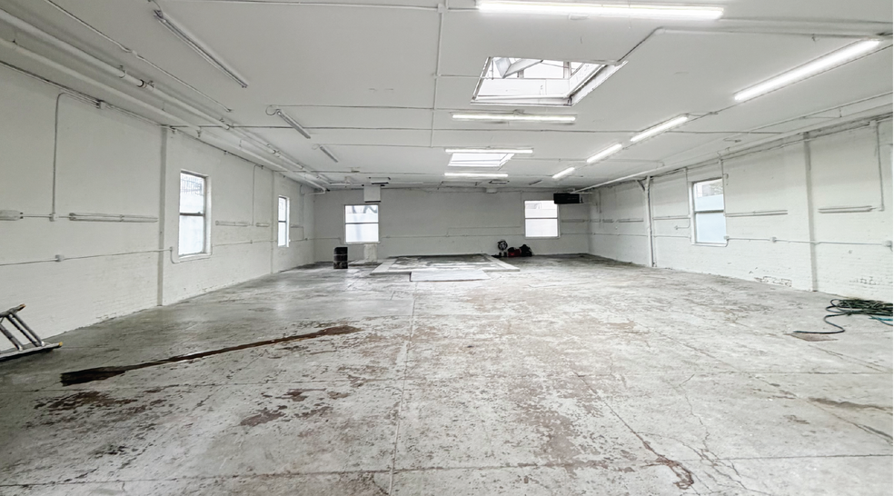 More Photos Of 3649 34th St, Long Island City Industrial For Lease