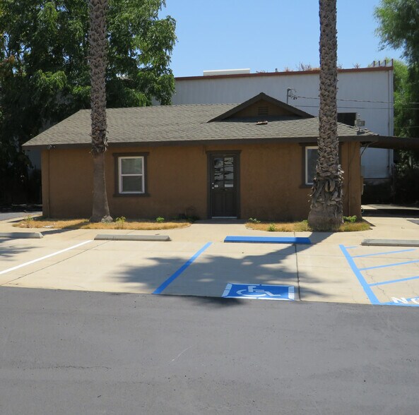 More Photos Of 2259 Hamner Ave, Norco Contractor Storage Yard For Sale