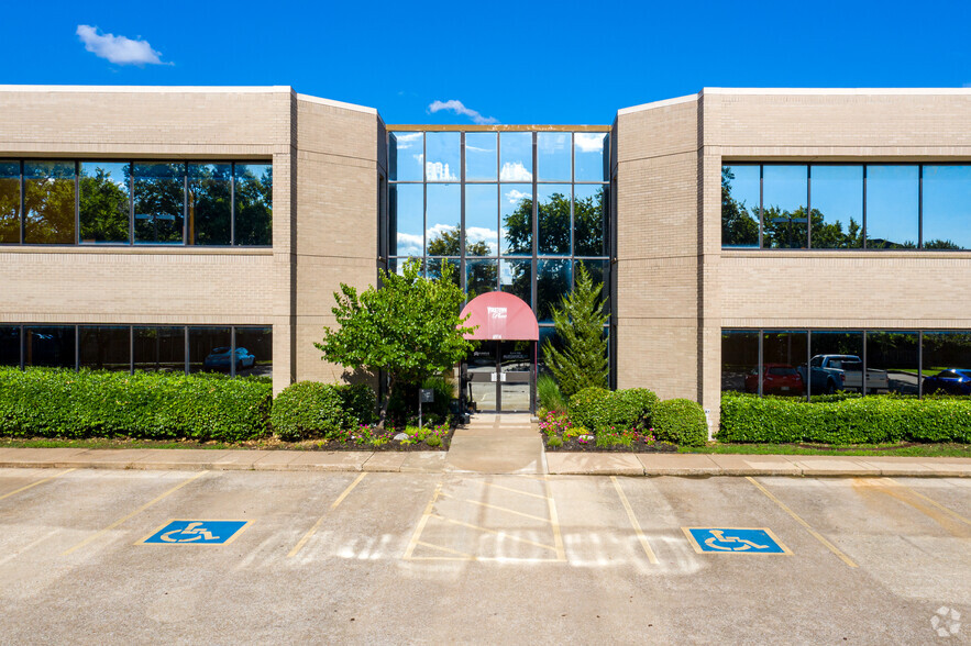 Primary Photo Of 6914 S Yorktown Ave, Tulsa Office For Lease