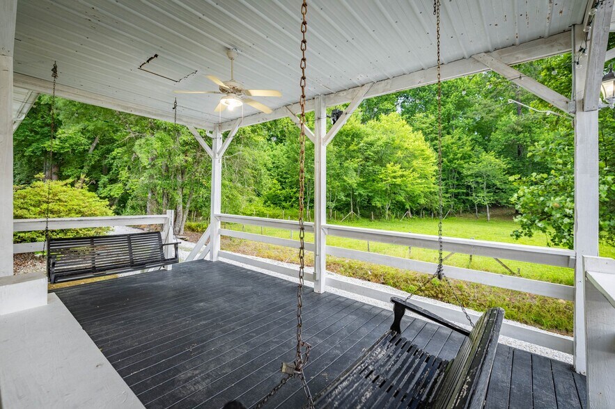 More Photos Of 200 Little Acres Dr, Marion Specialty For Sale