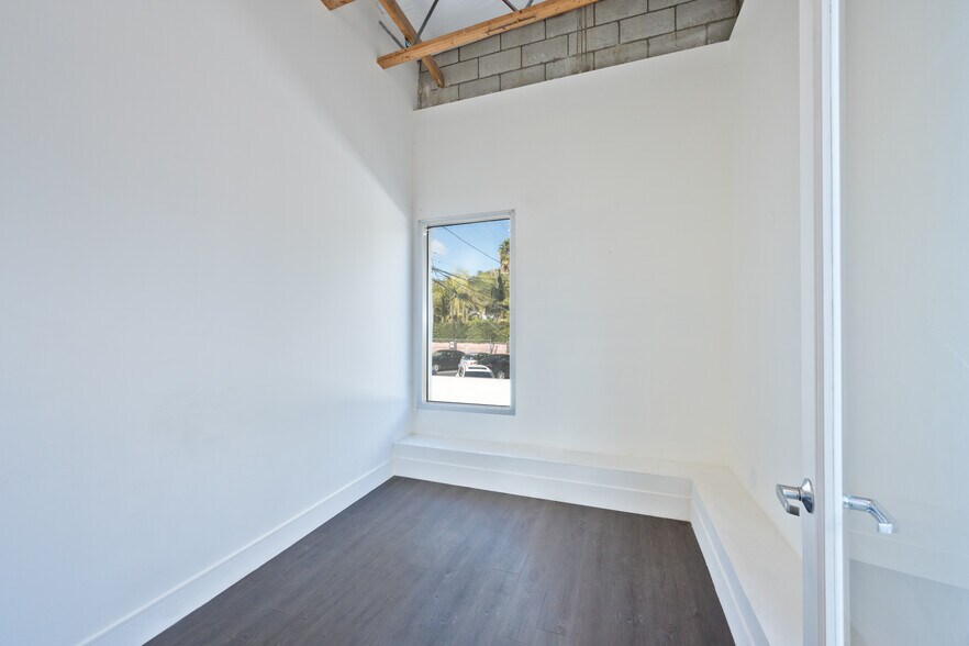More Photos Of 7561 W Sunset Blvd, Los Angeles Office For Lease