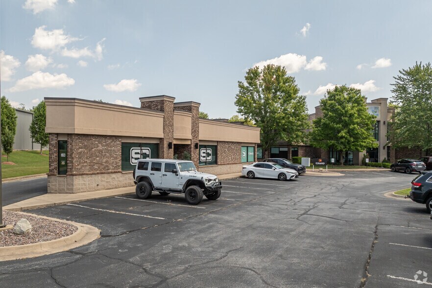 More Photos Of 1700 Industrial Drive, Rogers Office For Lease