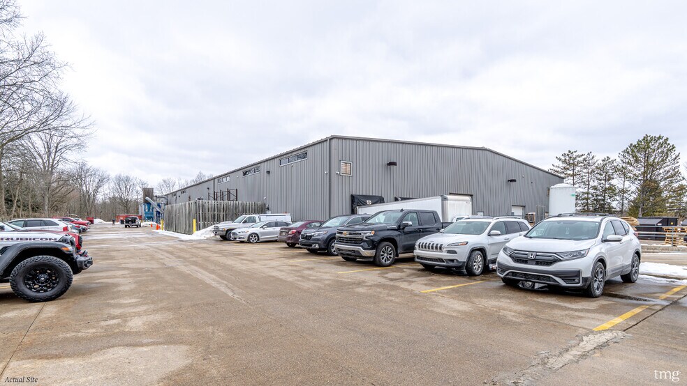 More Photos Of 140 Blaze Industrial Pky, Berea Manufacturing For Sale