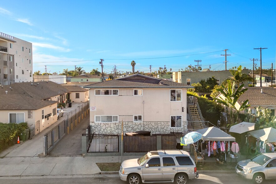 More Photos Of 6509 Brynhurst Ave, Los Angeles Apartments For Sale