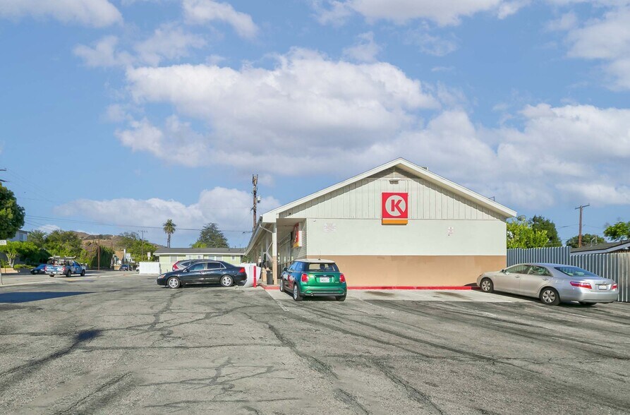 More Photos Of 12604 Beverly Blvd, Whittier Convenience Store For Sale