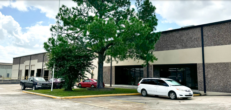 Primary Photo Of 6546-B Petropark Dr, Houston Warehouse For Lease