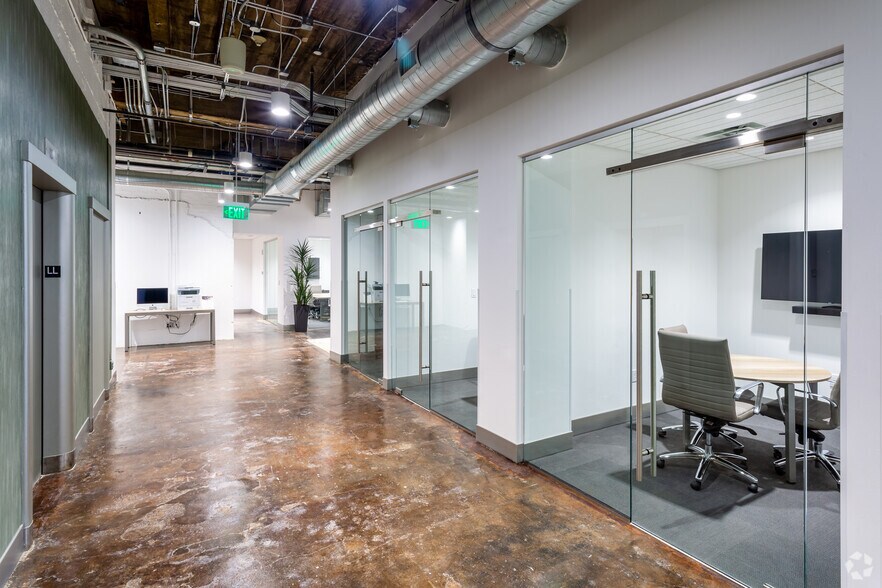 More Photos Of 1309 Main St, Dallas Multifamily For Sale
