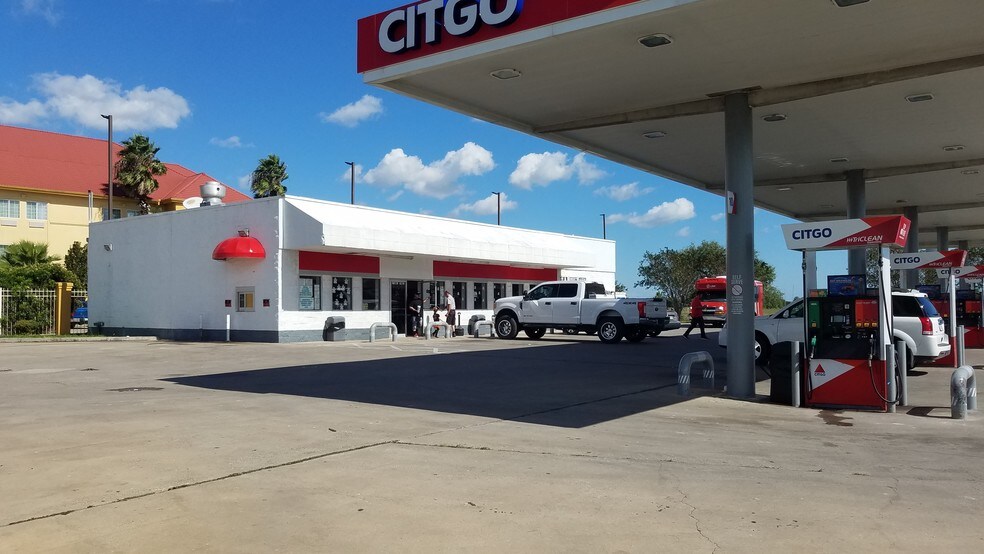 More Photos Of 10446 Ih 37, Corpus Christi Convenience Store For Sale