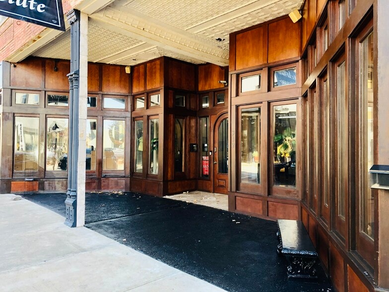 312 S Main St, Jonesboro, AR 72401 Lofts/Showrooms For Lease